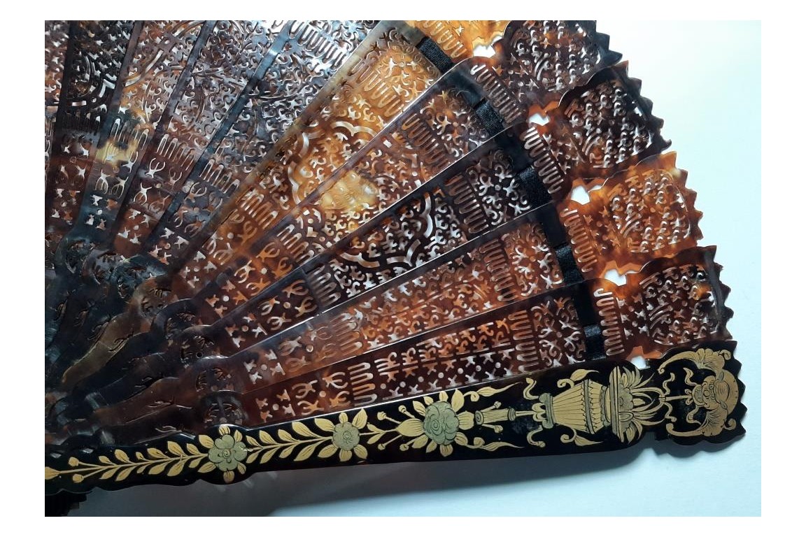 Chinese bats, 19th century fan