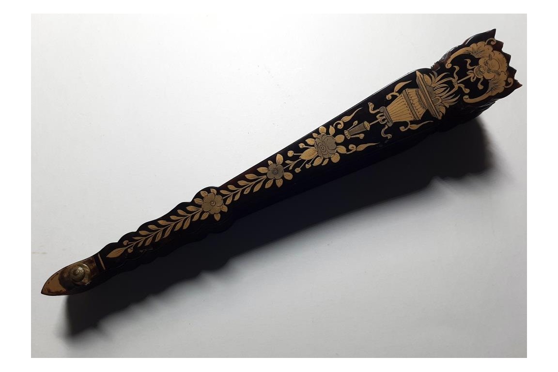 Chinese bats, 19th century fan