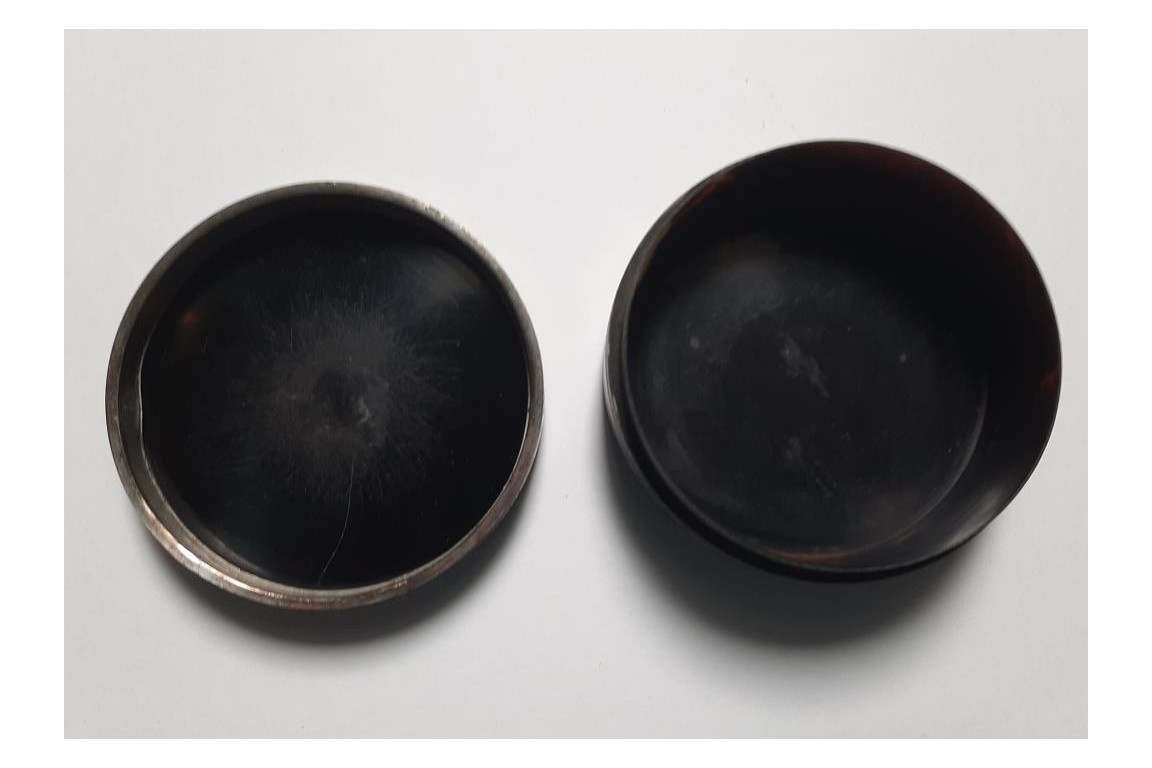 The urns, late 18th century snuffbox