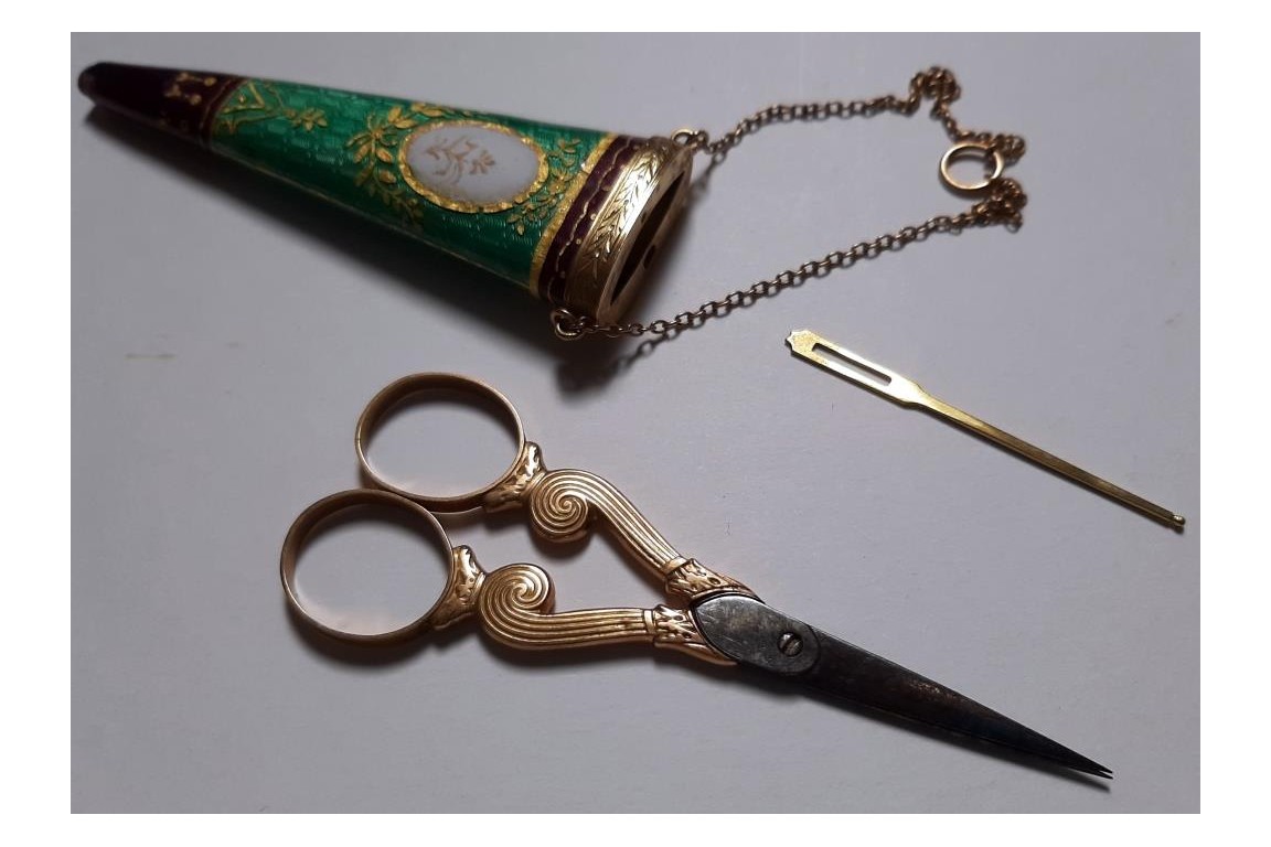 Scissors and its case, early 19th century