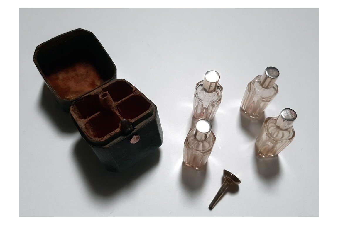 Scenting kit, 18-19th century