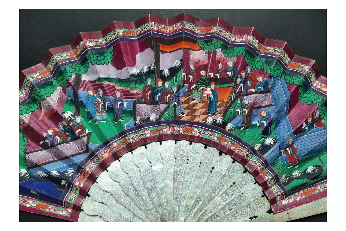 Pink and blue from China, 19th century fan
