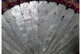 Pink and blue from China, 19th century fan
