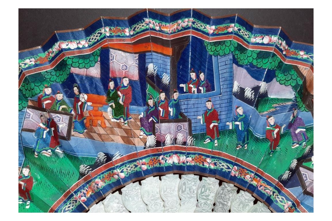 Pink and blue from China, 19th century fan