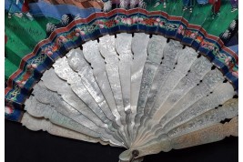 Rose et bleu de Chine, éventail XIXème siècle