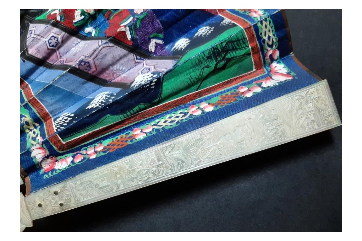 Pink and blue from China, 19th century fan