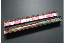 Fleurs bleues, éventail en catgut vers 1760