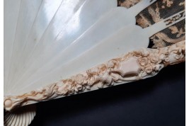 L’amour, les roses et les serpents, éventail vers 1860-70