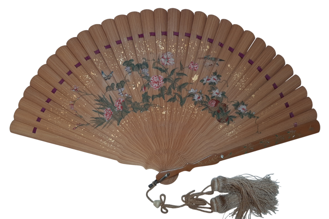 Pruning a pine tree, Japanese fan, Meiji era
