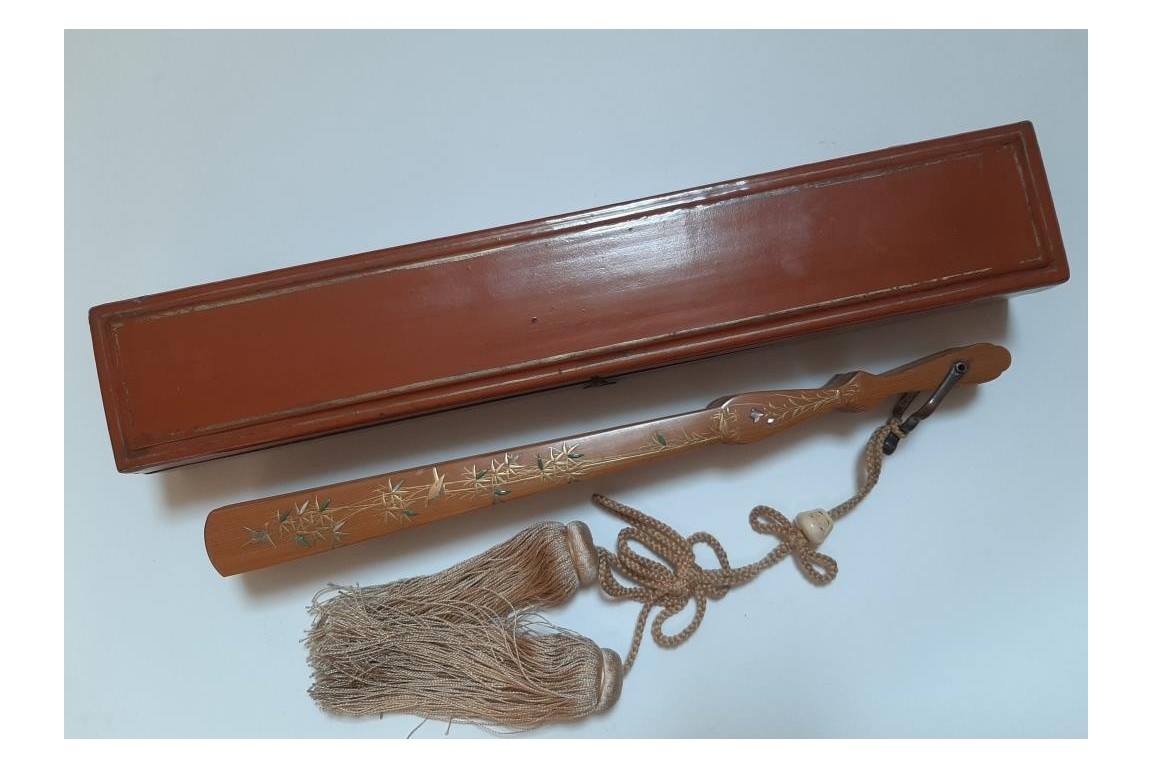 Pruning a pine tree, Japanese fan, Meiji era