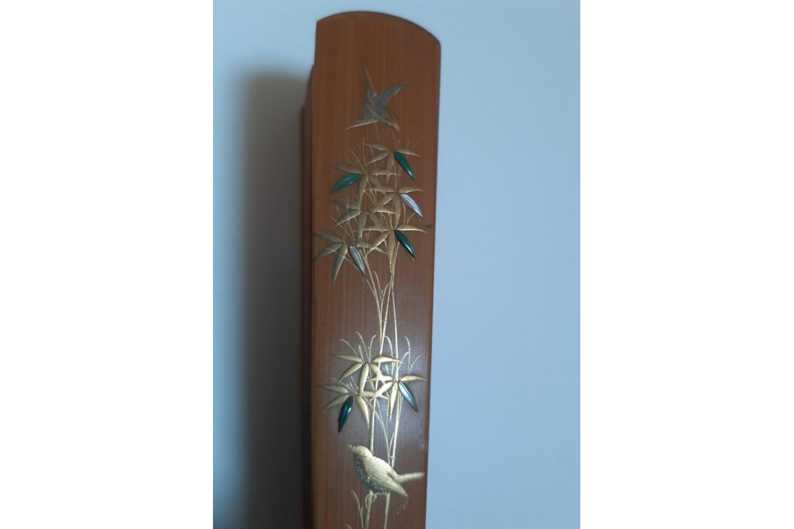 Pruning a pine tree, Japanese fan, Meiji era