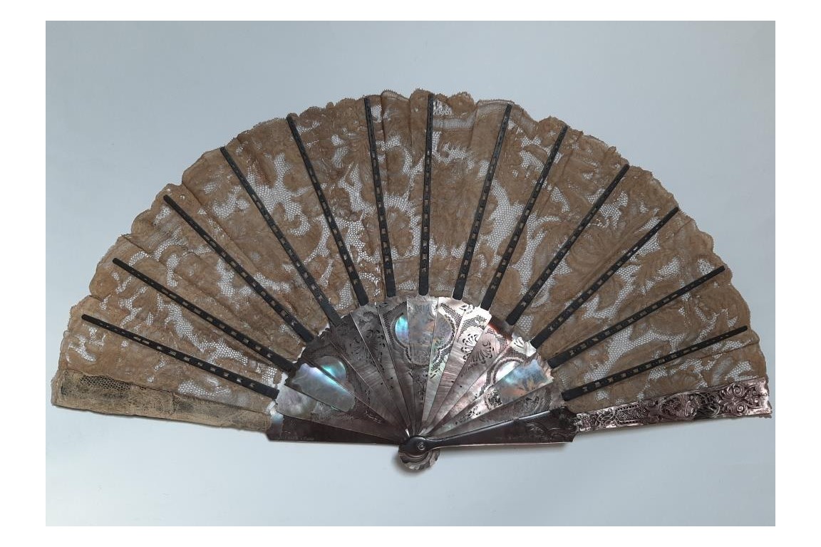 Flowers and gardening, fan circa 1880-1890