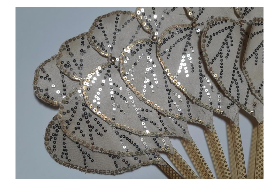 Nénuphar, éventail Art Nouveau