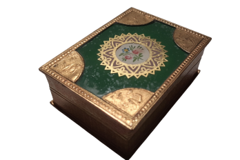 The gilded monkey. Romantic period box