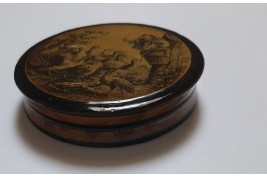 Monkey and turkeys after Peyrotte, 19th century snuffbox