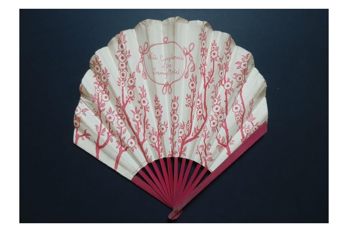 Marquise with parrot, Savoy Hotel advertising fan circa 1910-20