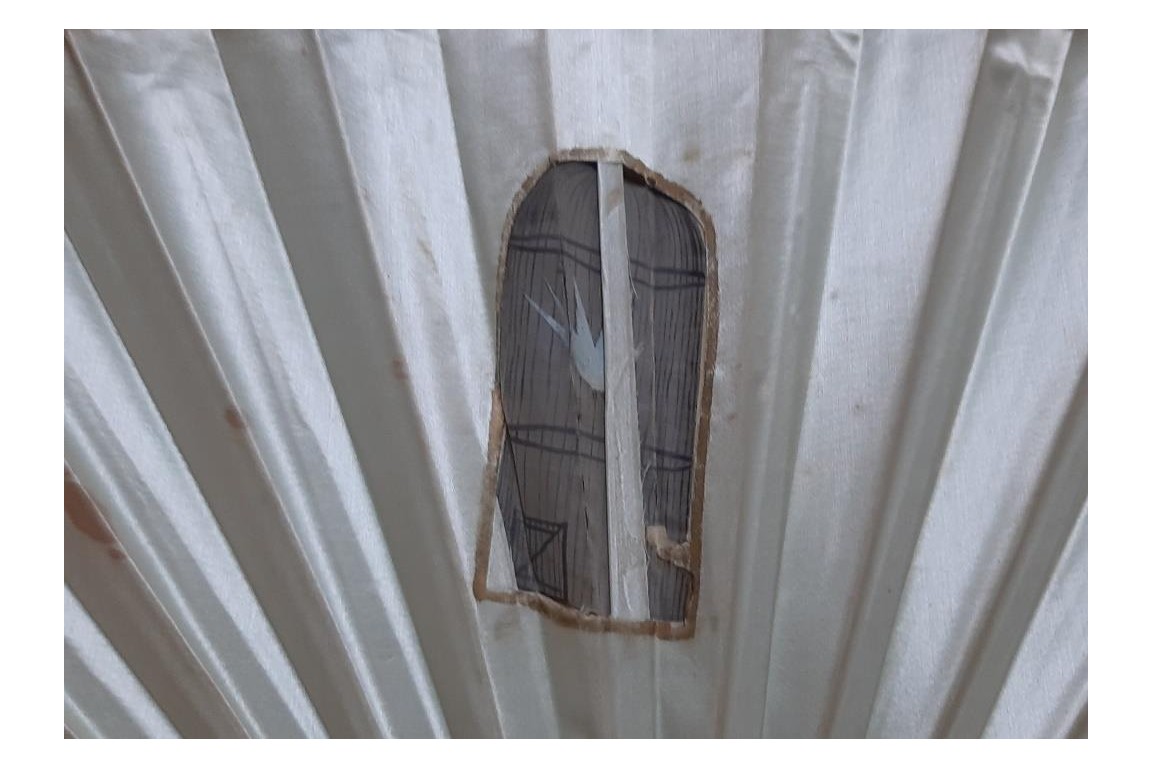 L'oiseau et Arlequin, éventail domino de Dubois-Souci vers 1880-90