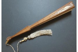 L'oiseau et Arlequin, éventail domino de Dubois-Souci vers 1880-90