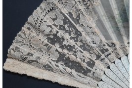 Chinese bird, late 19th century fan