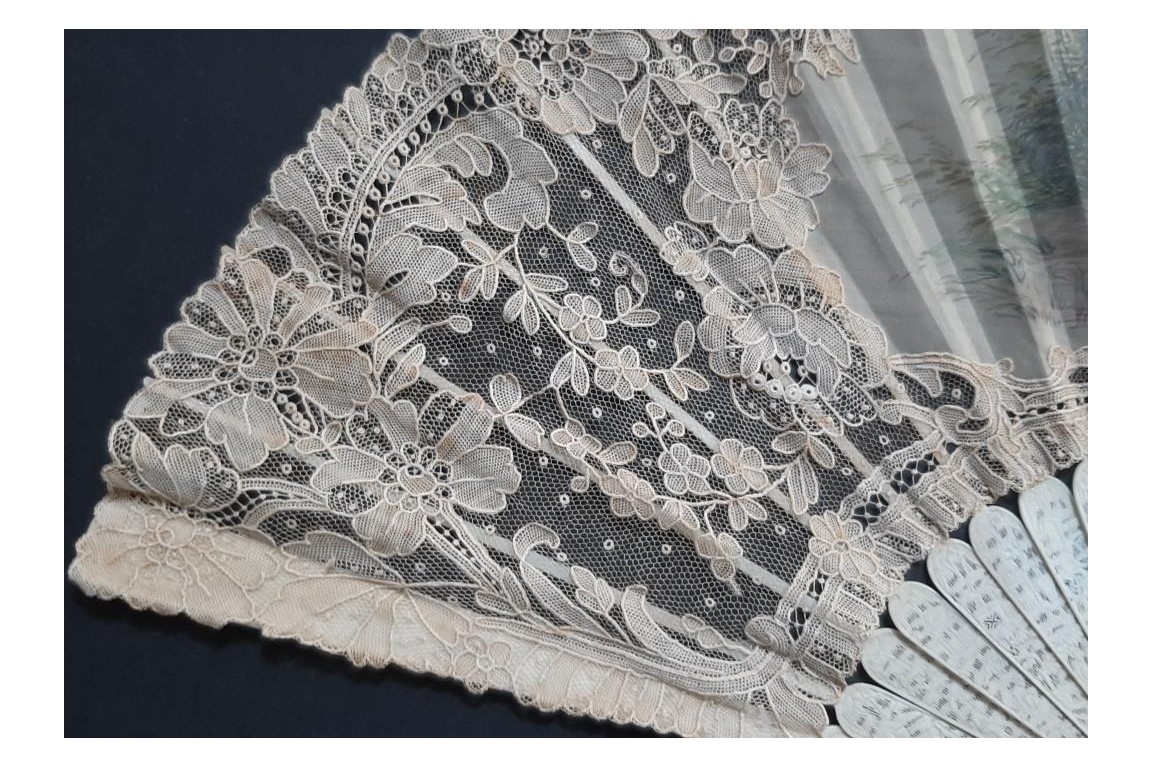 Chinese bird, late 19th century fan