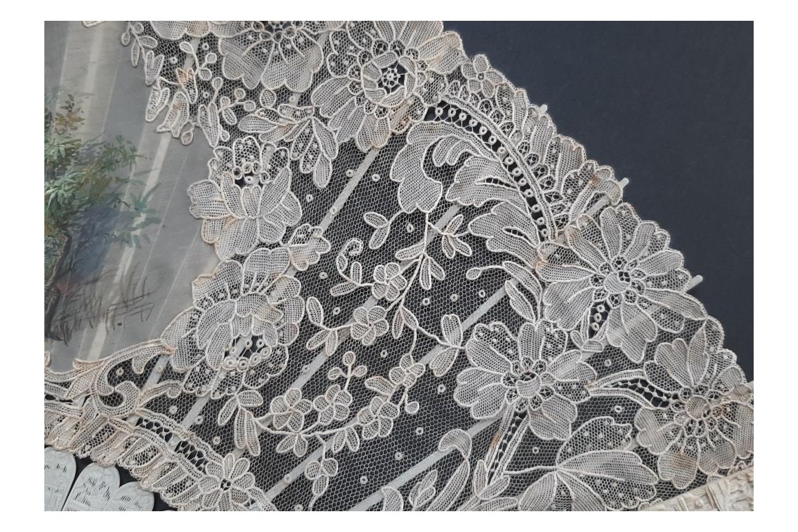 Chinese bird, late 19th century fan