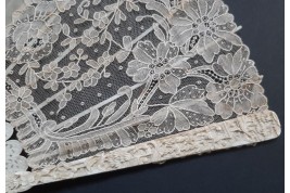 Chinese bird, late 19th century fan