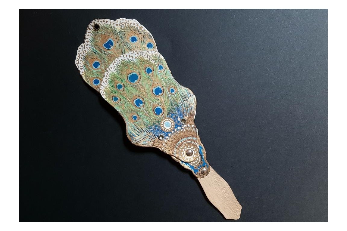 Beau comme un paon. Ecran miroir, vers 1900