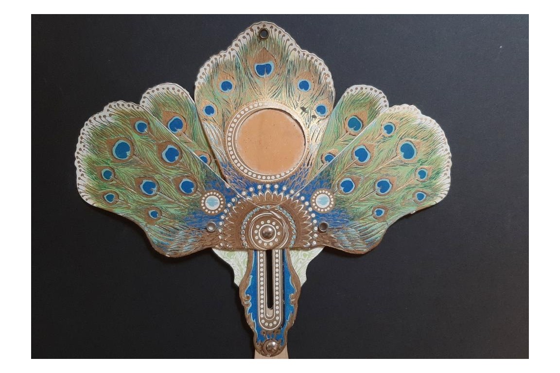 Beau comme un paon. Ecran miroir, vers 1900