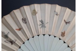Fleurs et papillons, éventail vers 1860-70