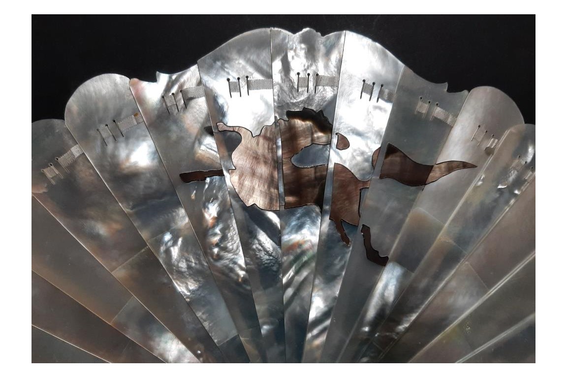 Wild horse, contemporary fan by Blay Villa