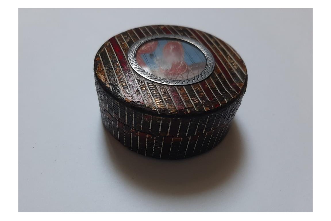 Cavalier King Charles, 18th century snuffbox