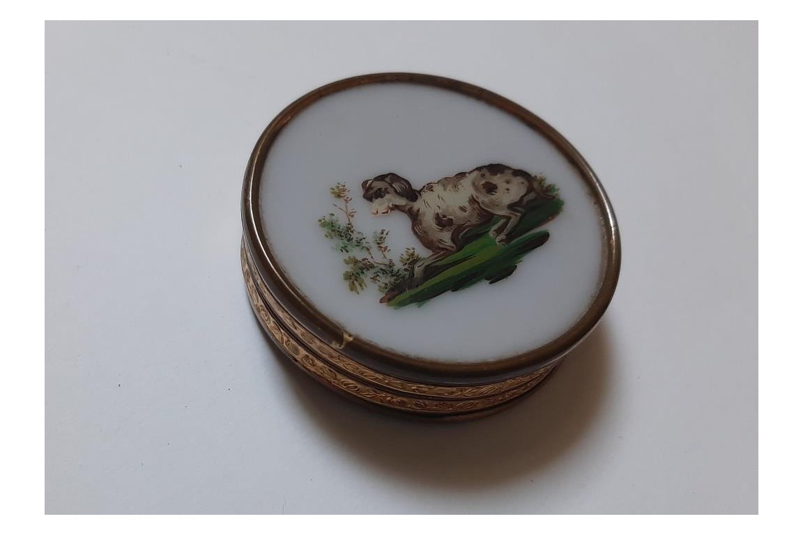 Dog candy, box circa 1820-30