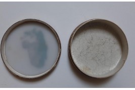 Dog candy, box circa 1820-30