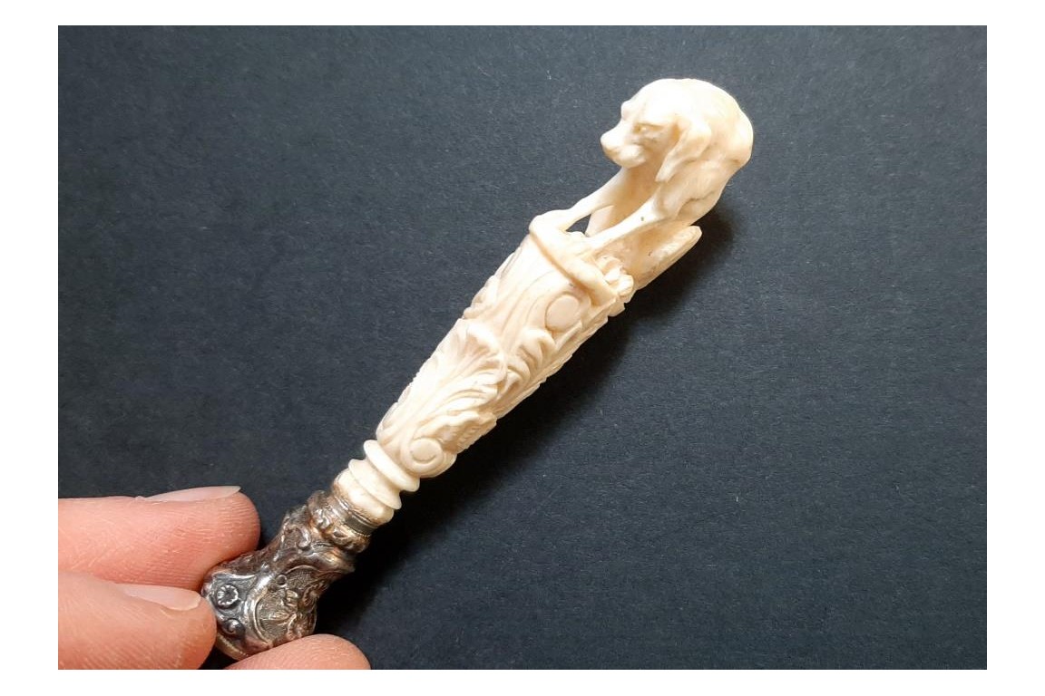 Dog, wax seal, 19th century