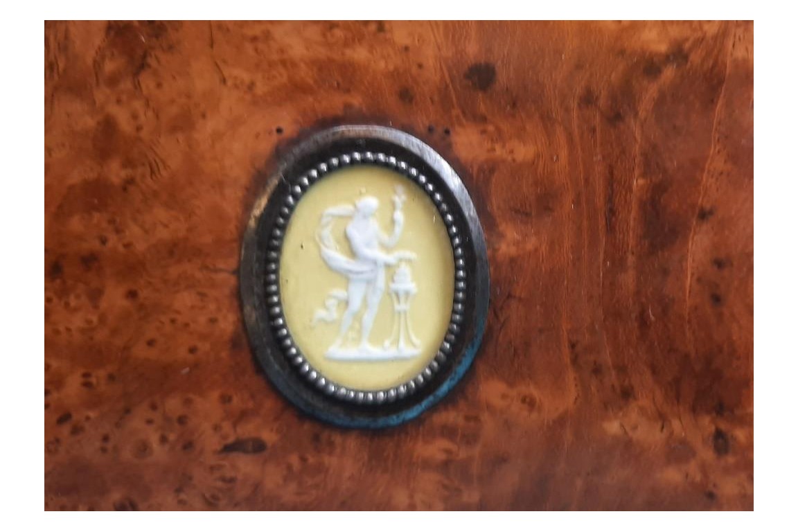 Wedgwood women, jewelry box, 19th century