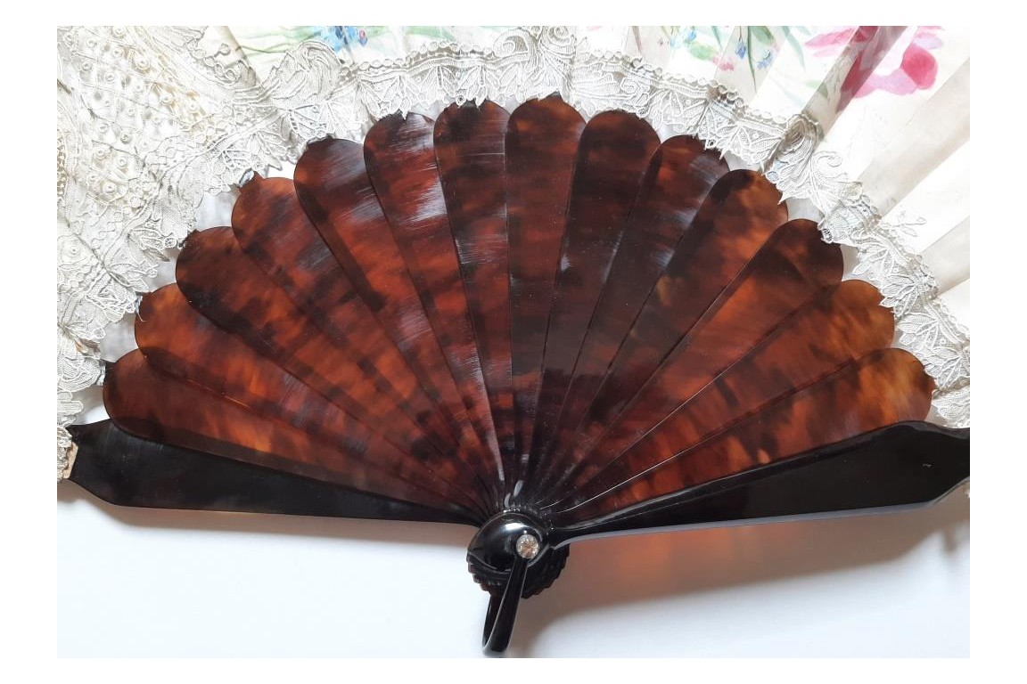 Beauty  with carnations,  Second Empire period fan