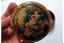 La surprise d'amour, boîte en bergamote d'après Fragonard. Fin XVIIIème siècle