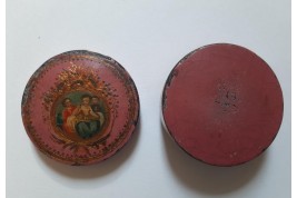 Lequel choisir ? Boîte en bergamote, XVIIIème siècle