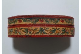 Woman at her toilette, arte povera box, 18th century
