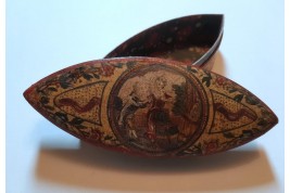 Femme à sa toilette, boîte en arte povera, XVIIIeme siècle