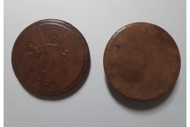 Love and friendship, snuffboxes 19th century