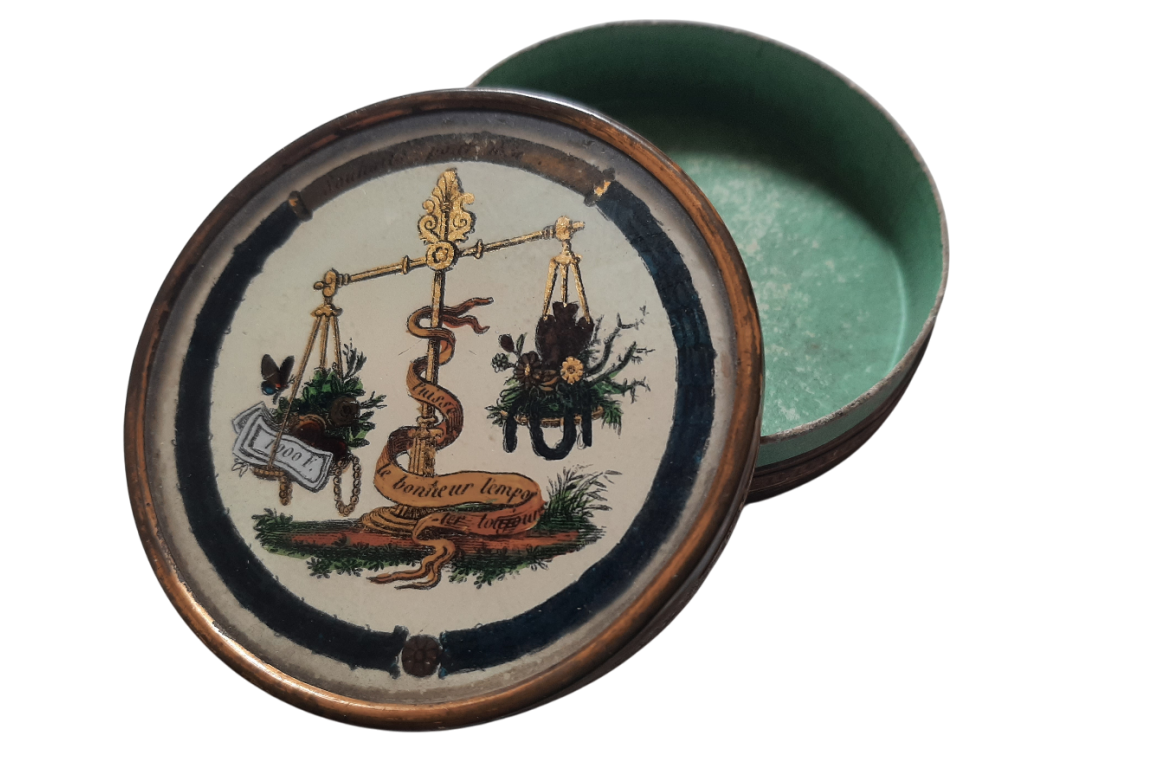 Sweets for friendship, candy box from confectioner Masson 1830