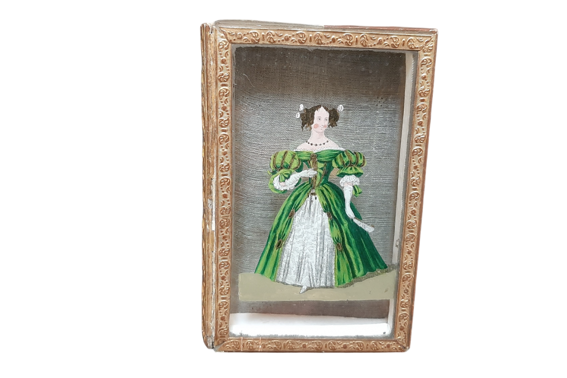 Elegant Mademoiselle George. Candy box circa 1833