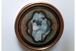 Mère et son enfant, drageoir fin XVIIIème