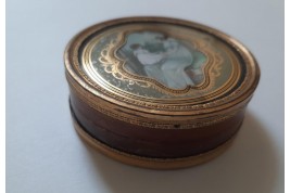 Mère et son enfant, drageoir fin XVIIIème