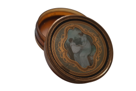 Mother and child,  late 18th century box