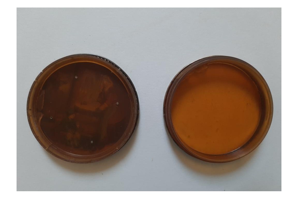 Une petite femme s'occupant à savonner, d'après Chardin., boîte XIXème siècle