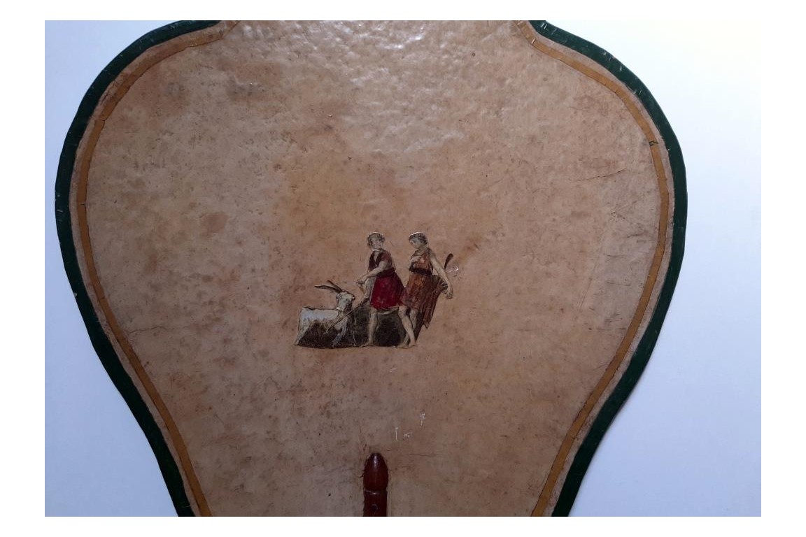 Femmes et hommes du XVIIIème siècle, écrans en arte povera