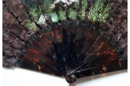 Girls, feather fan circa 1900