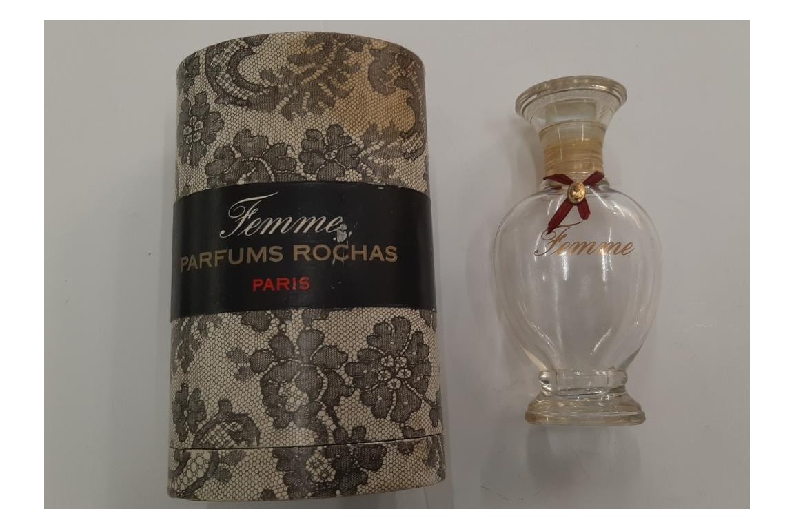 Femme, by Marcel Rochas. Perfum bottle and fan, circa 1948
